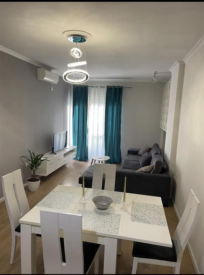 Jepet me qera super Apartament ne Astir