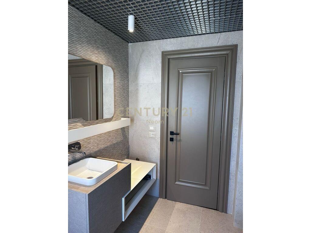 APARTAMENT 2+1 PER SHITJE PRANE INSTITUTIT TE HIGJENES‼️