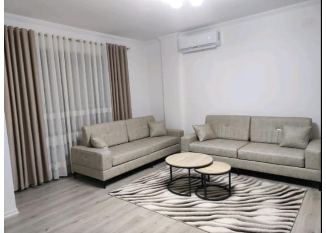 Apartament me qira ditore