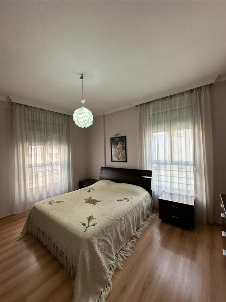 JEPET ME QERA APARTAMENT 2+1, BRRYLI, TIRANE