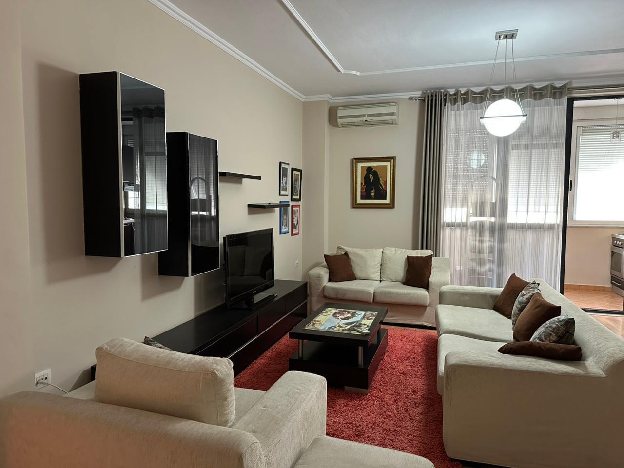 JEPET ME QERA APARTAMENT 2+1, BRRYLI, TIRANE