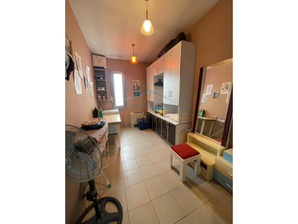 Qera,Duplex, Kati I Pare Dhe I Dyte I Nje Vile, Jordan Misja