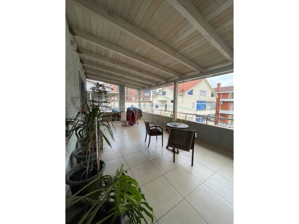 Qera,Duplex, Kati I Pare Dhe I Dyte I Nje Vile, Jordan Misja