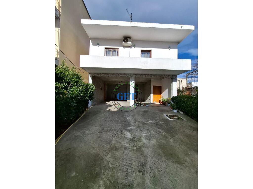 Shitet, Shtëpi 2-Katëshe, Spitall, Durrës