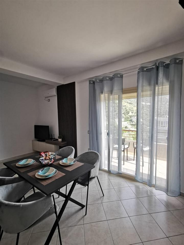 Jepet Apartament me qera