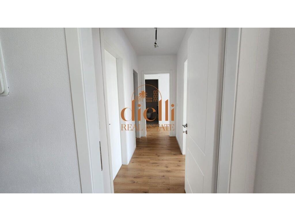 CMIM OKAZION-APARTAMENT ME 3 AMBIENTE, 132 M2 PER QIRA, PER