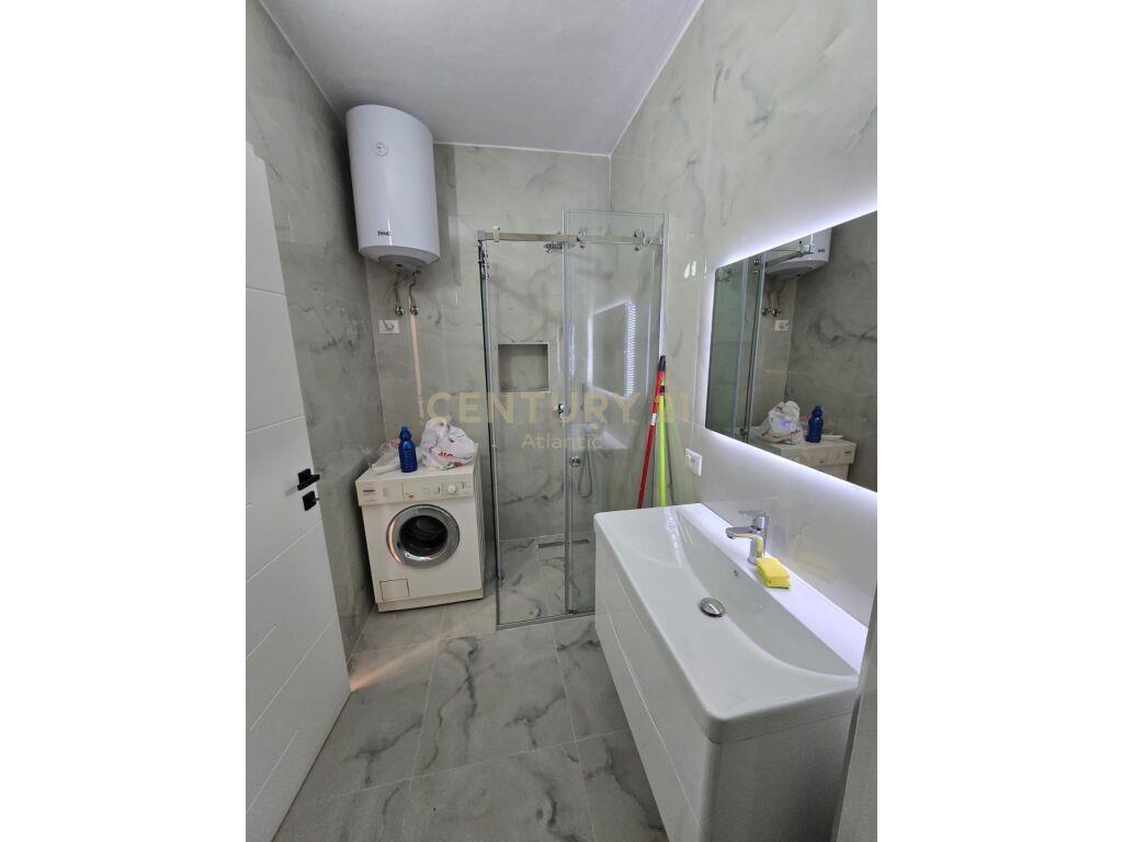 JEPET ME QERA APARTAMENT 2+1 NE PLAZH-RROTA E KUQE!