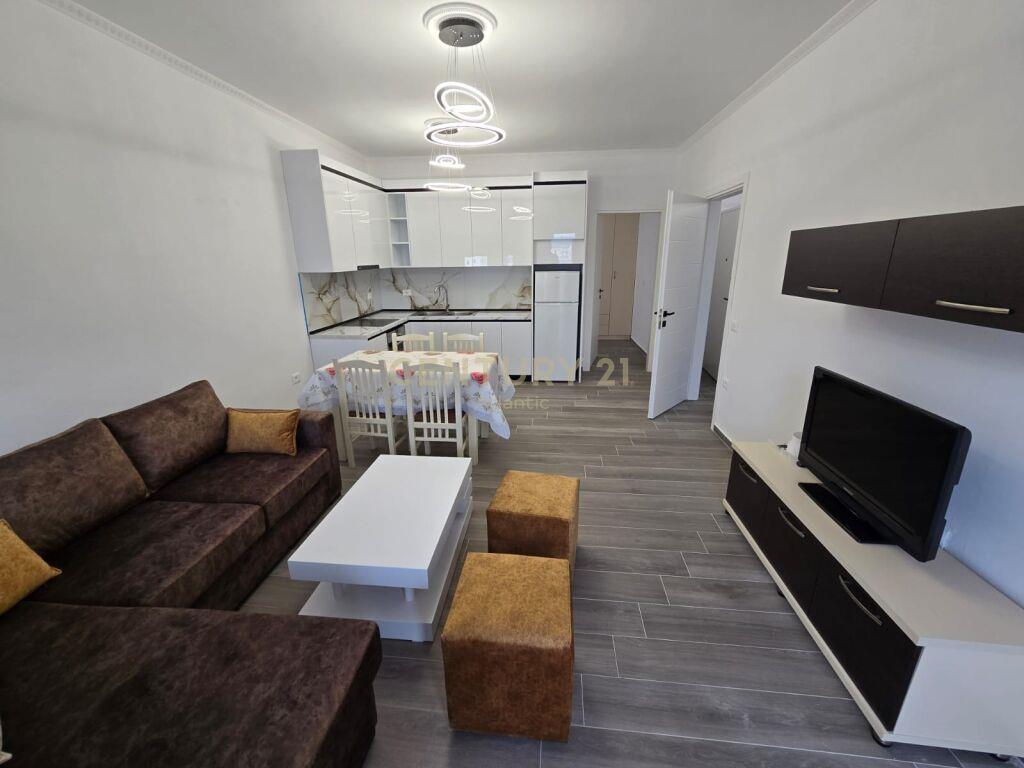 JEPET ME QERA APARTAMENT 2+1 NE PLAZH-RROTA E KUQE!
