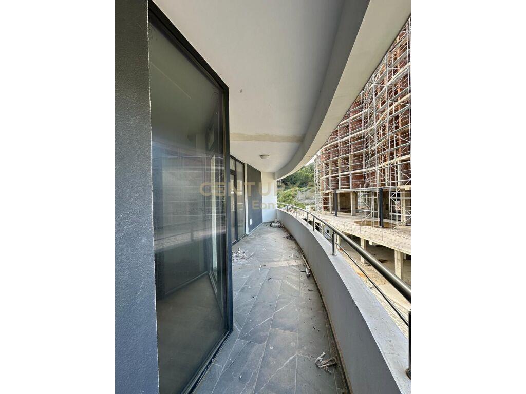 SHITET APARTAMENT 1+1 TEK “WHITE HILL RESIDENCE” NE CURRILA!