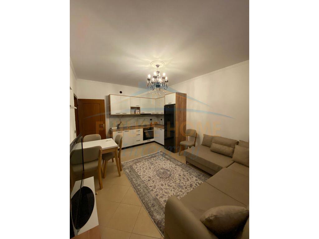 Qera, Apartament 1+1, Fresku, Tiranë.
