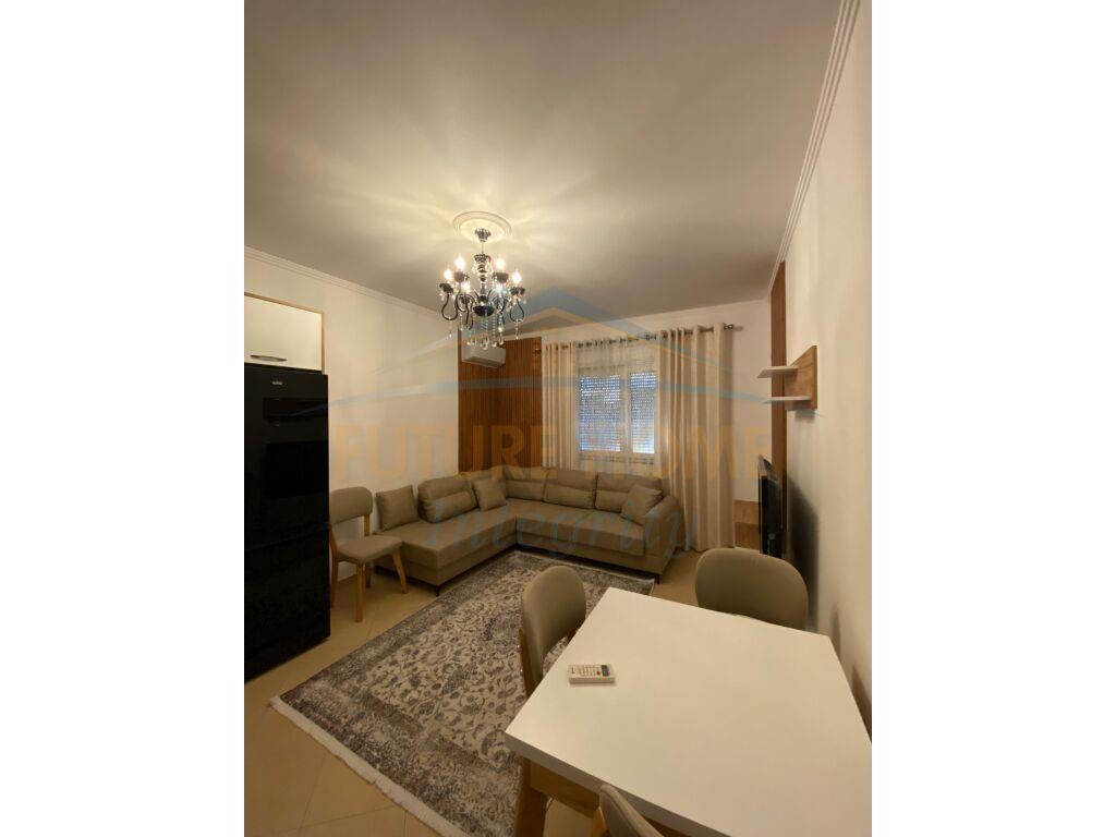 Qera, Apartament 1+1, Fresku, Tiranë.