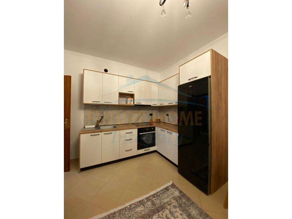 Qera, Apartament 1+1, Fresku, Tiranë.