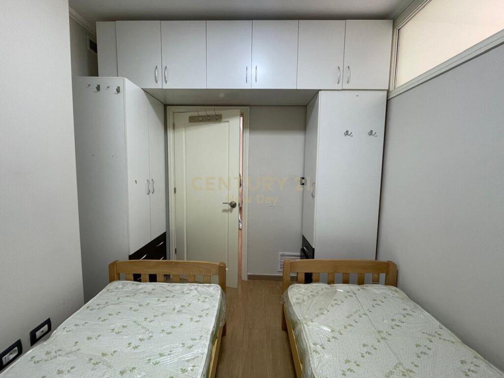 SHITET APARTAMENT 2+1 PRANE SHESHIT PRANVERA!