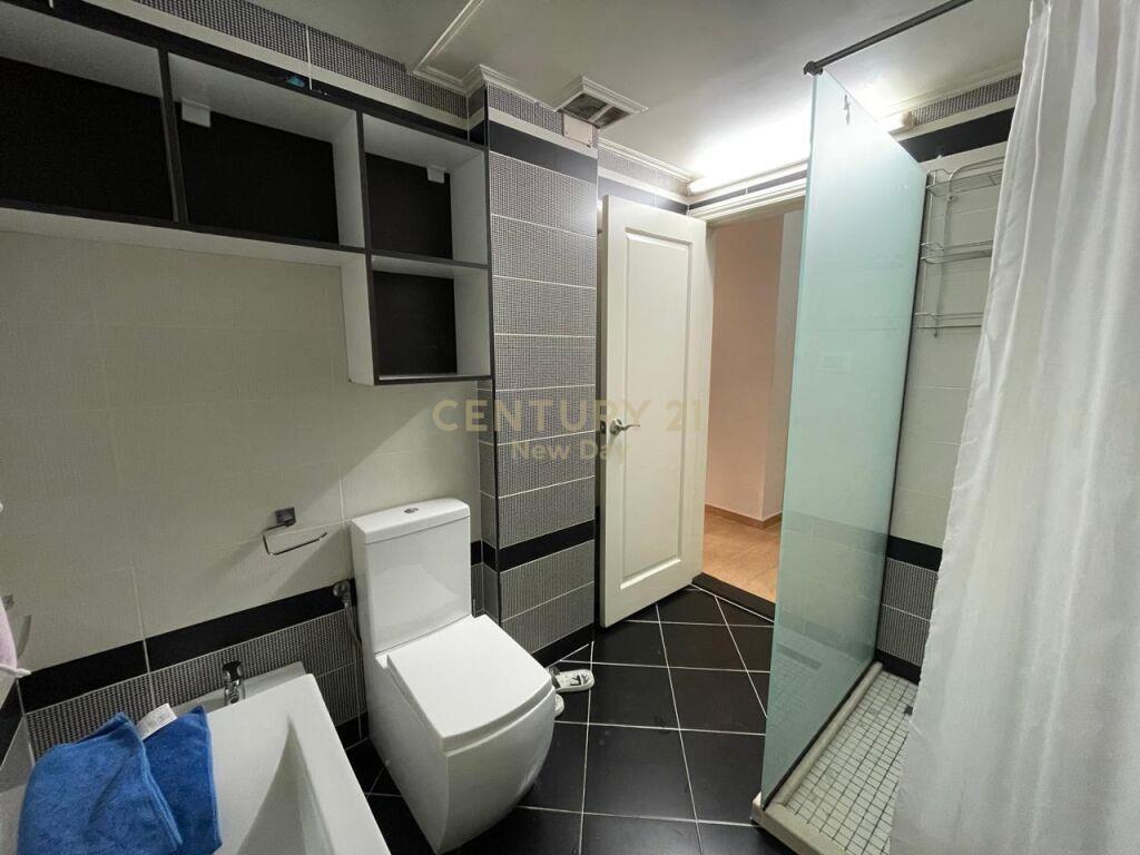 SHITET APARTAMENT 2+1 PRANE SHESHIT PRANVERA!