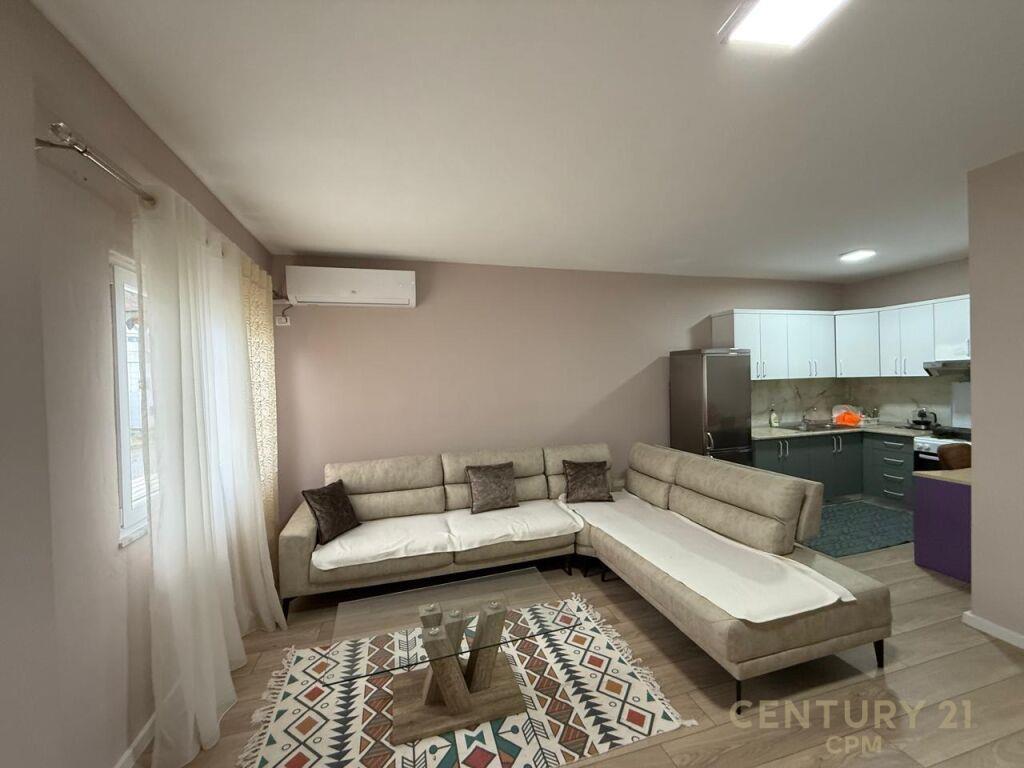 Jepet me qira apartament 2+1 ne Fresk!
