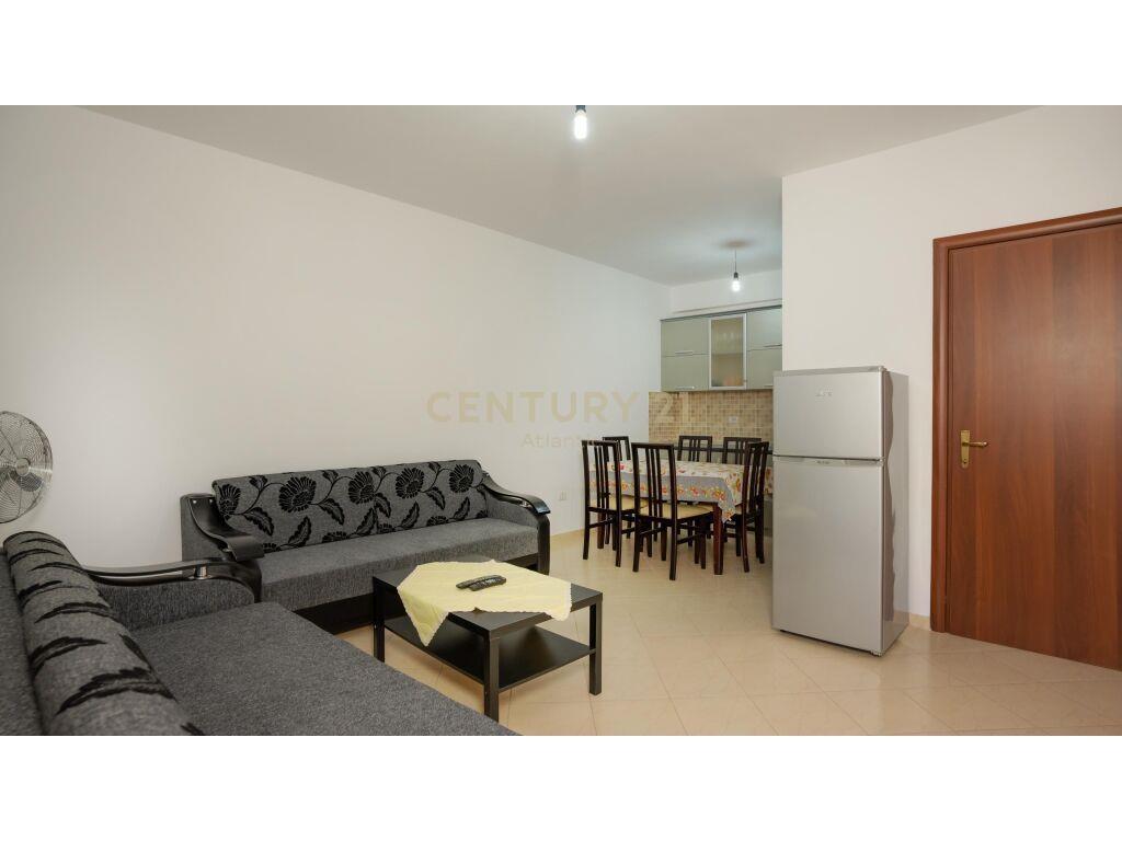 JEPET APARTAMENT 1+1 ME QERA NE PLAZH HEKURUDHA PRAN DETIT !