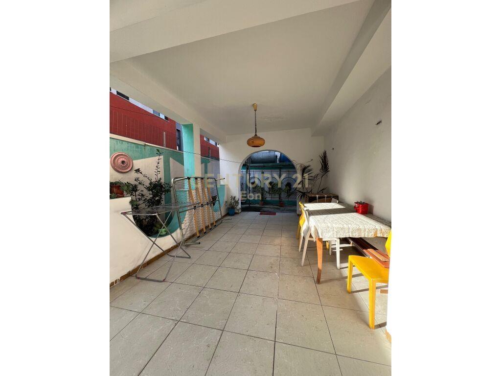 JEPET ME QIRA KATE I PARE VILE NE DURRES!