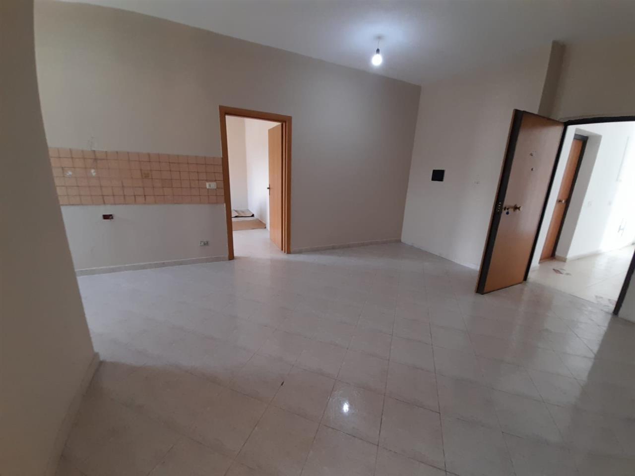 shitet apartament okazion 2+1 ne plazh