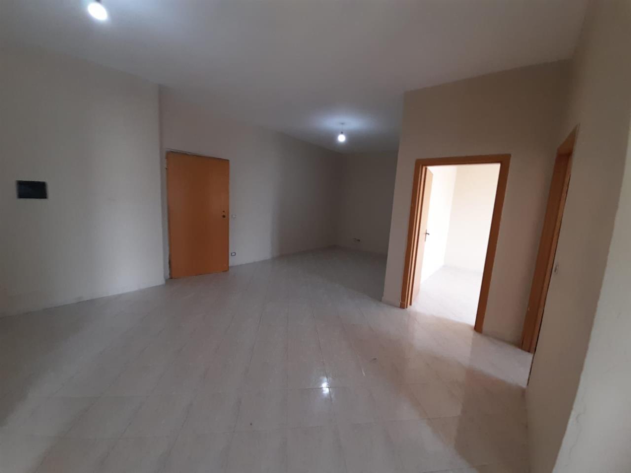 shitet apartament okazion 2+1 ne plazh
