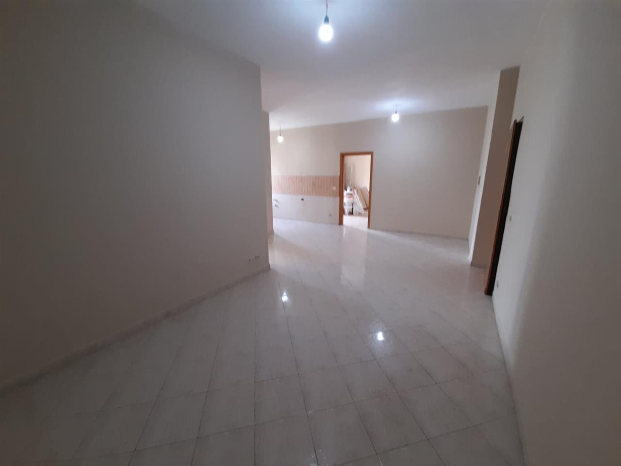 shitet apartament okazion 2+1 ne plazh