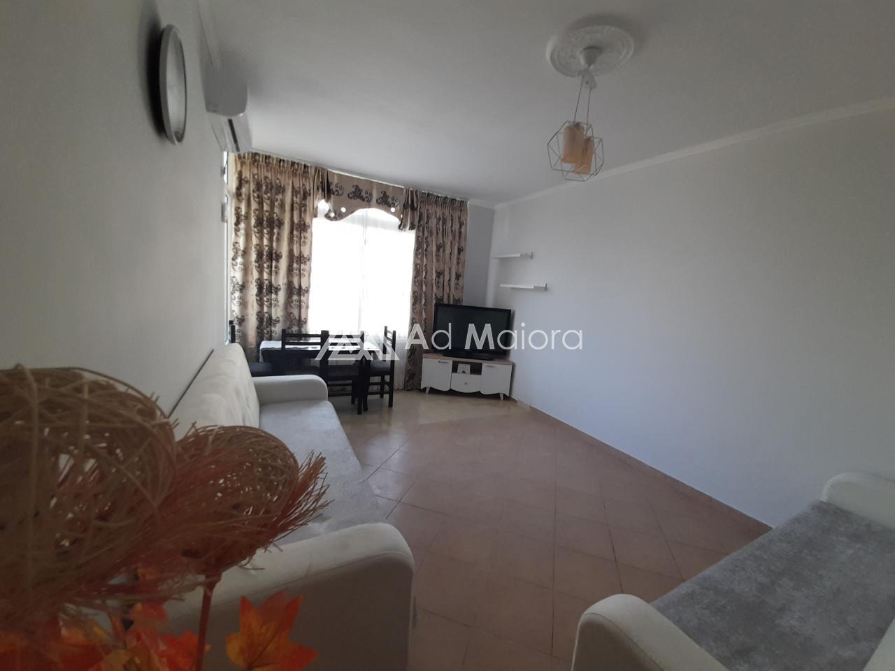 JEPET ME QIRA APARTAMENT 1+1 NE PLAZH