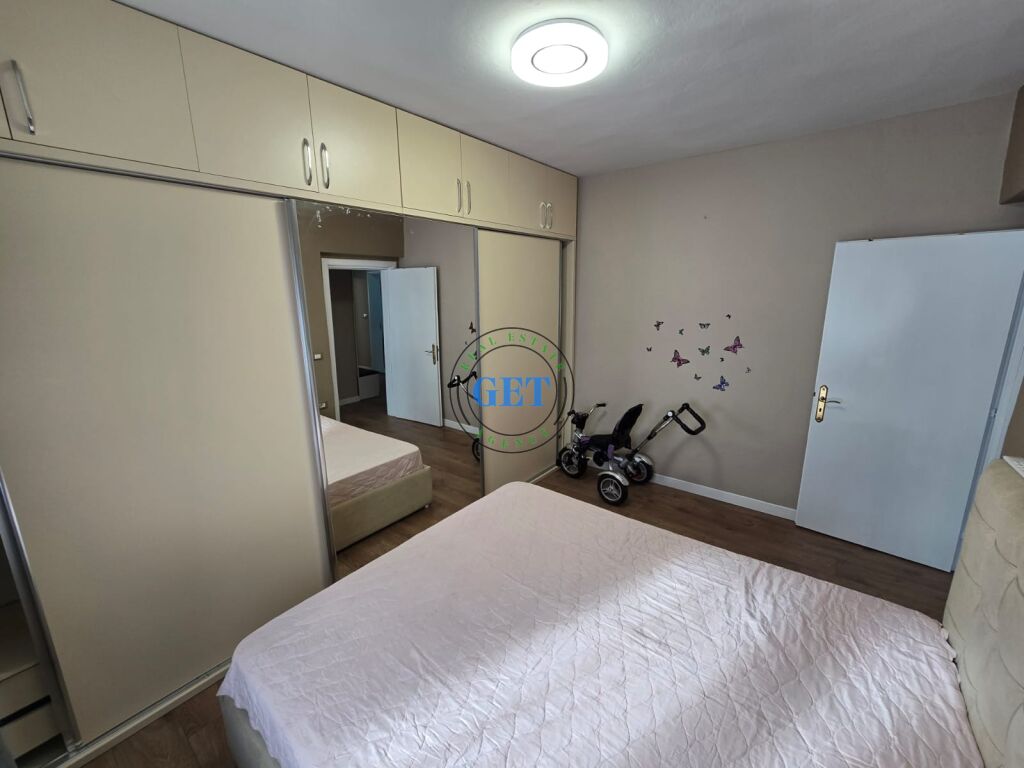 Shitet, Apartament 2+1+2,Muzeumi, Durres!