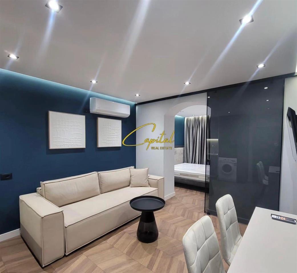 SHITET APARTAMENT 3+1 RRUGA E KAVAJES 259.000 EURO