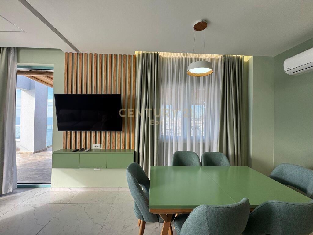 PAPAFINGO BALLORE ME DETIN NE SHKEMBIN E KAVAJES!