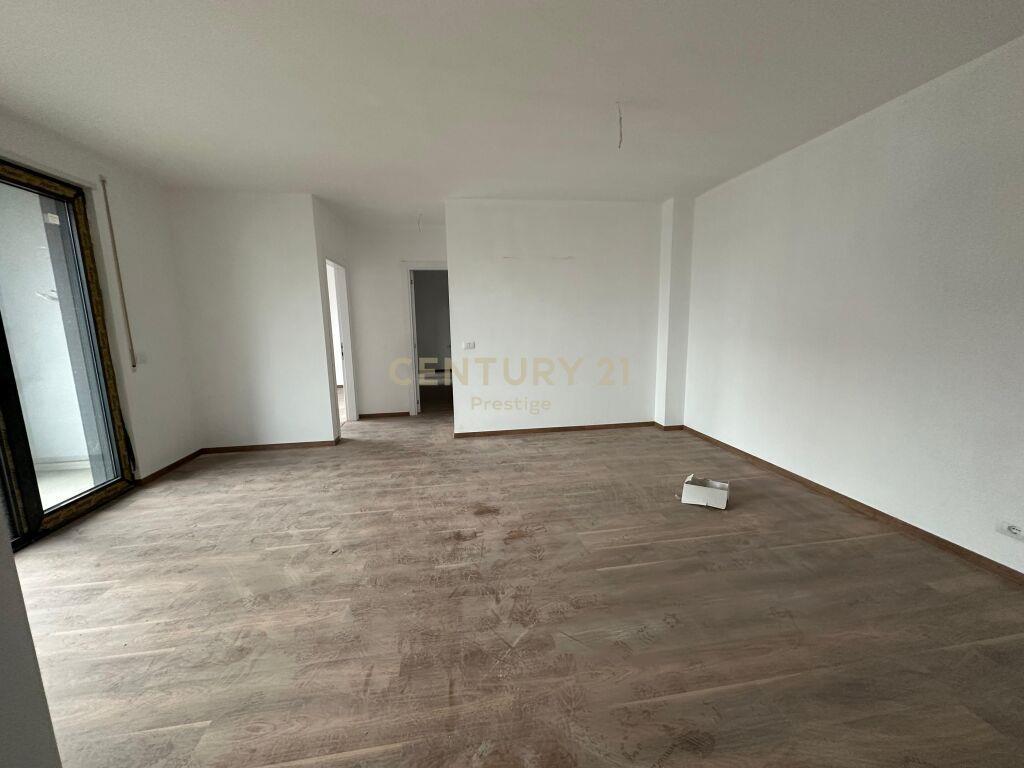 APARTAMENT 2+1+2 PER SHITJE TEK AKSES TIRANA, LAPRAKE!