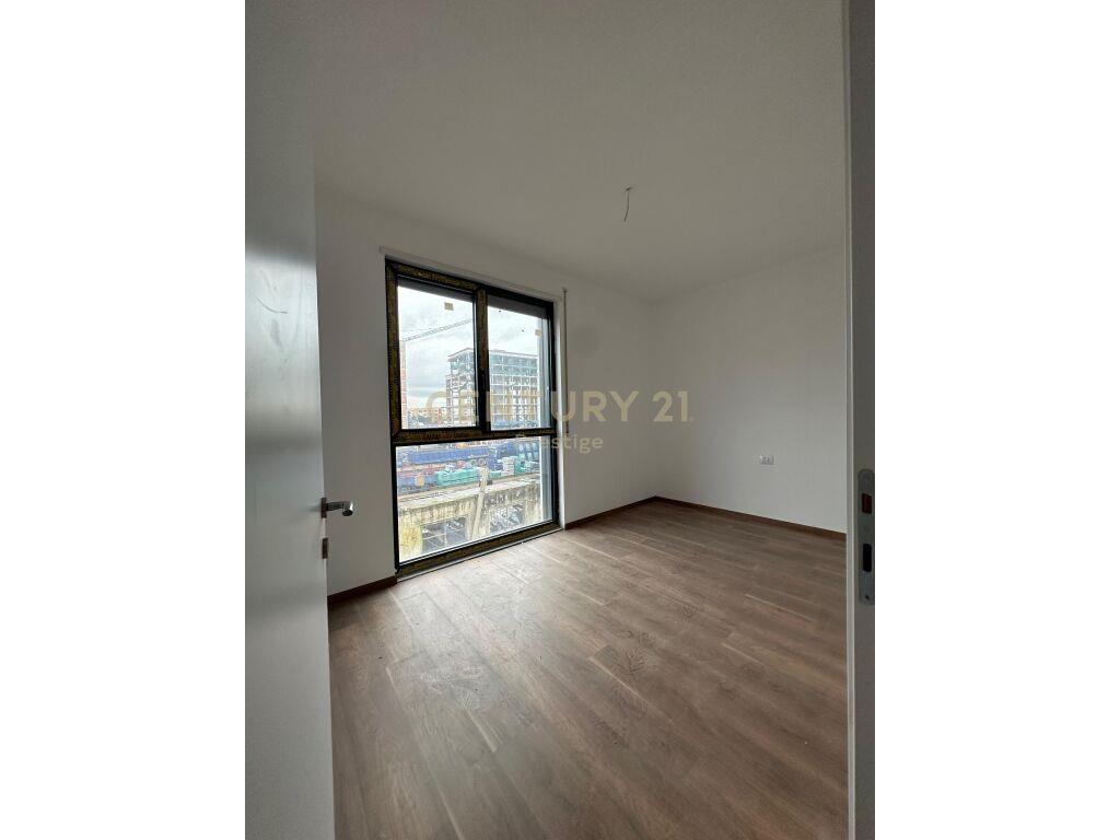 APARTAMENT 2+1+2 PER SHITJE TEK AKSES TIRANA, LAPRAKE!