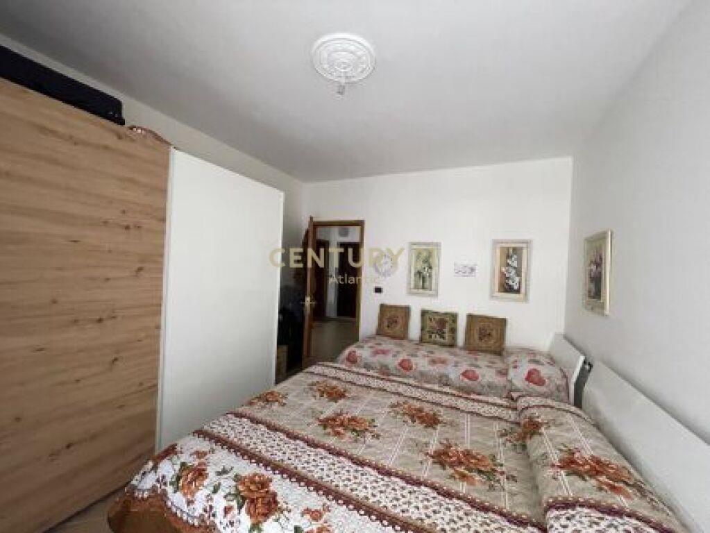 SHITET APARTAMENT 1+1 NE PLAZH RROTA KUQE!