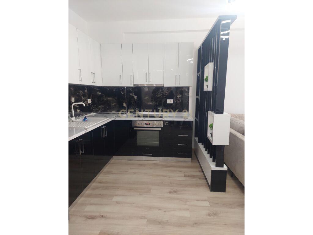 SHESIM APARTAMENT 1+1 NE PLAZH ILIRIA , DURRES