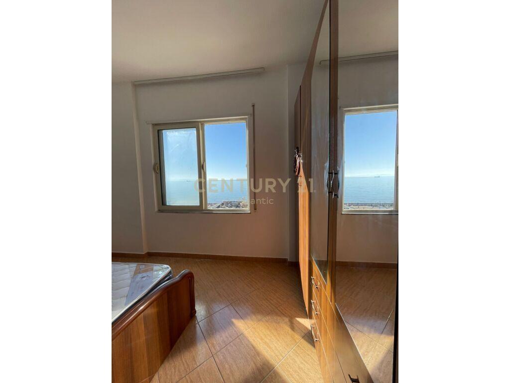 SHITET APARTAMENT FULL PAMJE DETI 1+1+GARAZHD NE PLAZH RROTA