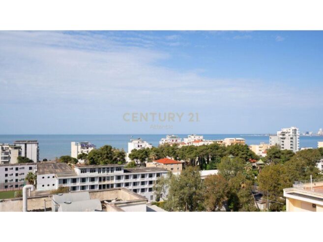 SHITET APARTAMENT 2+1+2+VERANDE ME PAMJE DETI NE PLAZH ILIRI