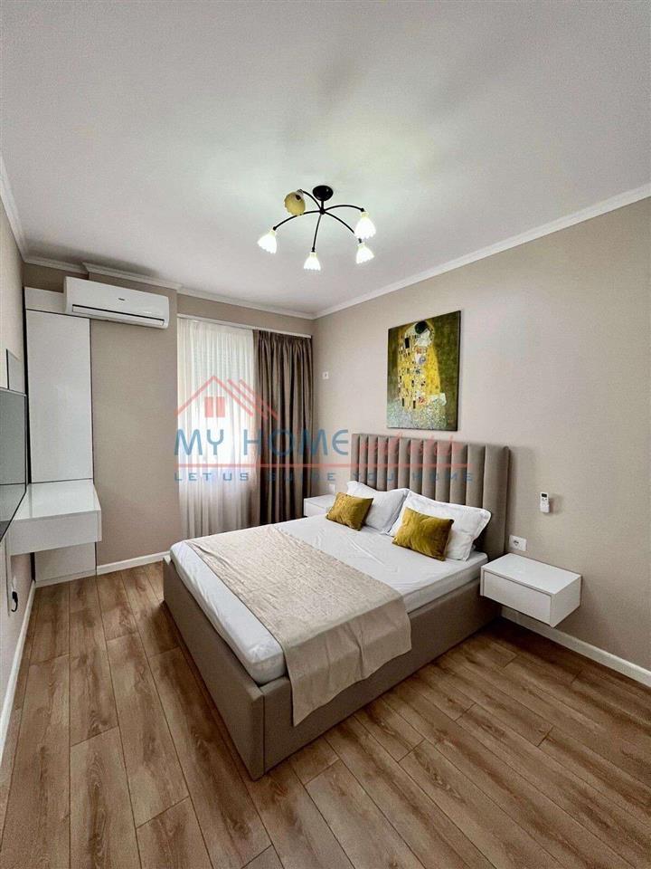 Apartament 1+1 me Qera Komuna e Parisit Tirane