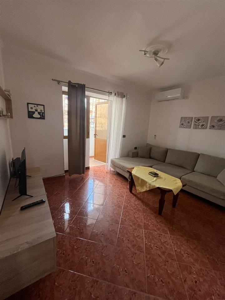 Jepet me qera apartament 1+1