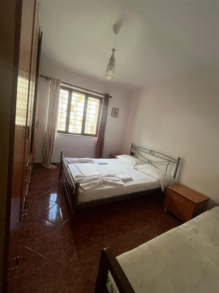 Jepet me qera apartament 1+1
