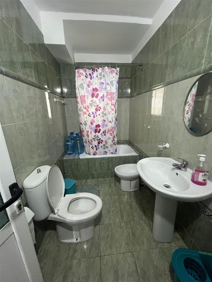 Jepet me qera apartament 1+1