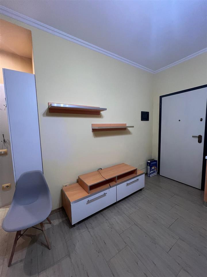 Jepet me qera apartament 1+1 ne Vlore!