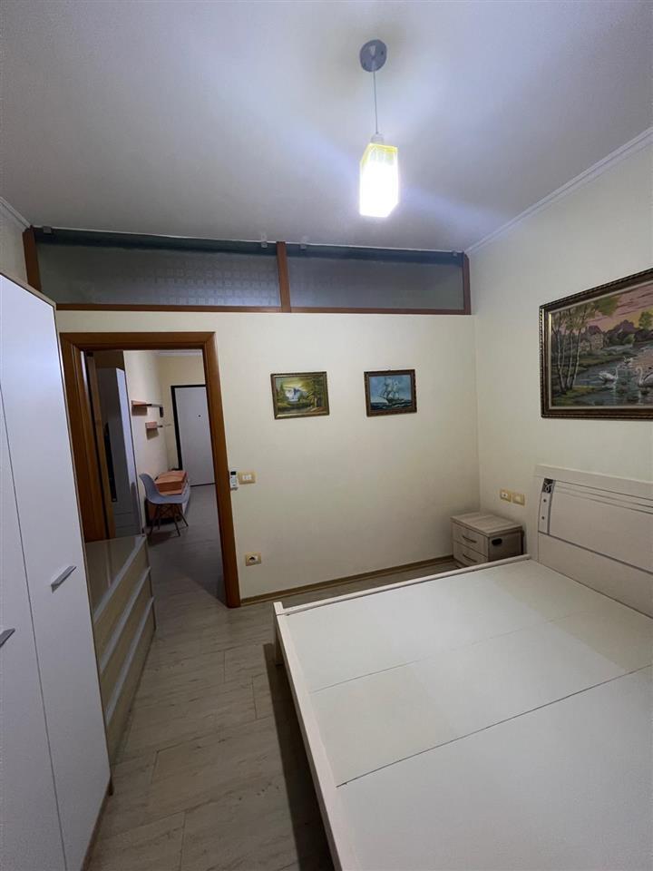 Jepet me qera apartament 1+1 ne Vlore!