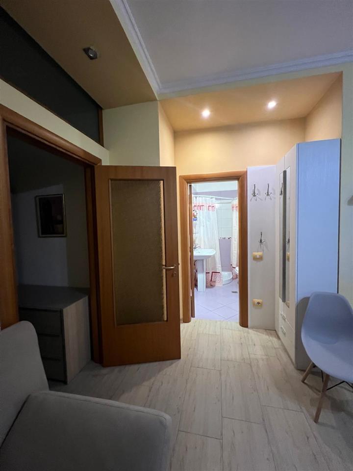 Jepet me qera apartament 1+1 ne Vlore!