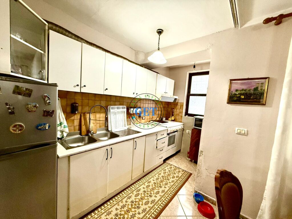 Shitet, Apartament 3+1+2, +2 Ballkone, Lagjia 18,