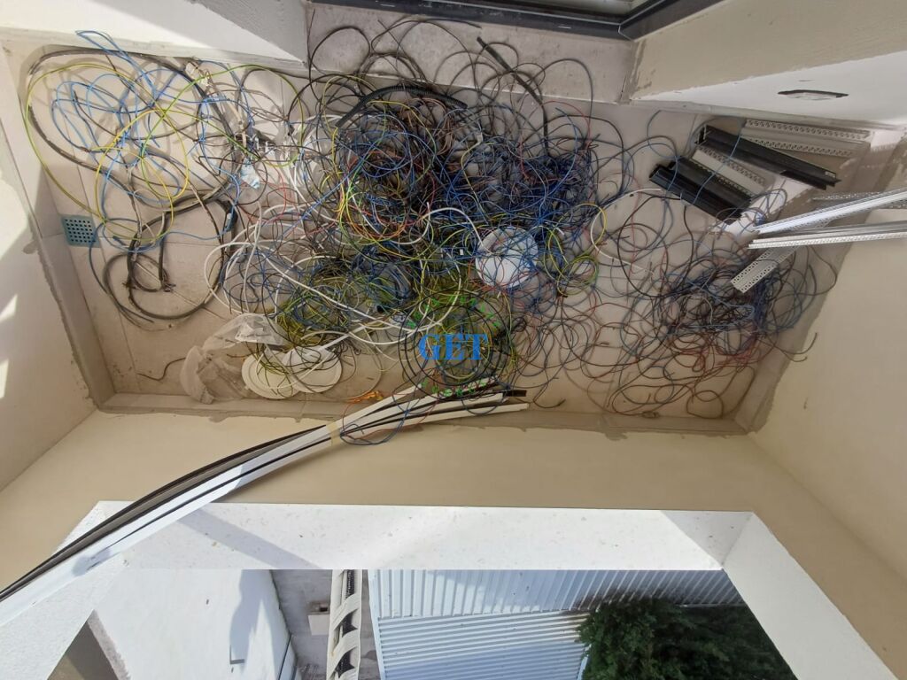 Shitet, Apartament 2+1, Tregu Industrial, Durres!