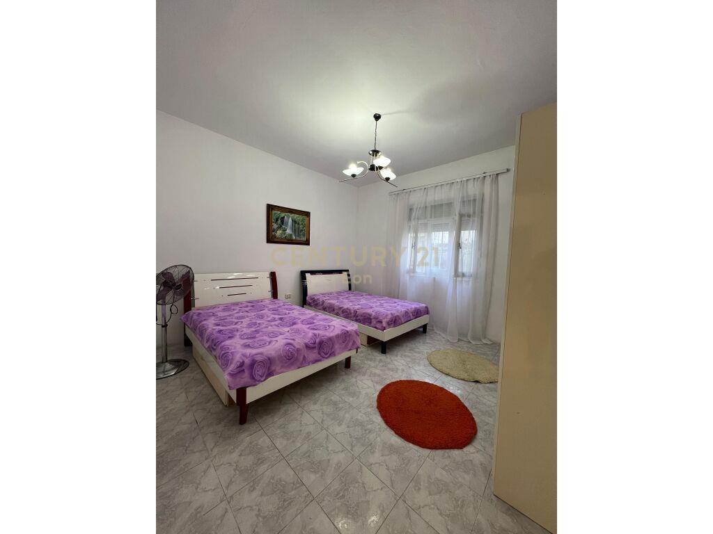 JEPET ME QIRA KATI I PARE VILE NE DURRES!