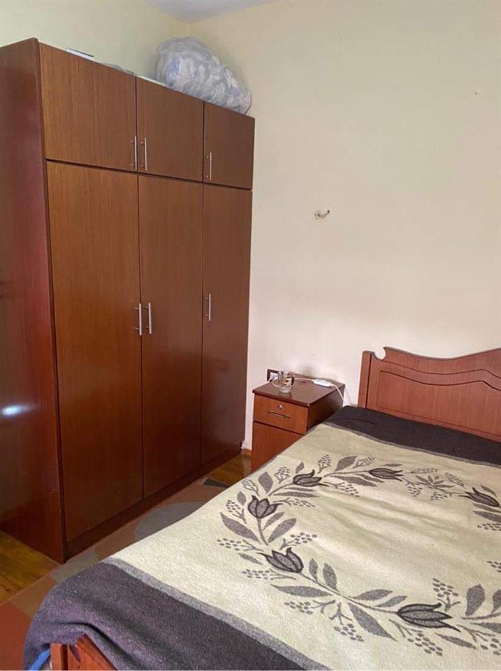 Leshohet shtepi private me qera