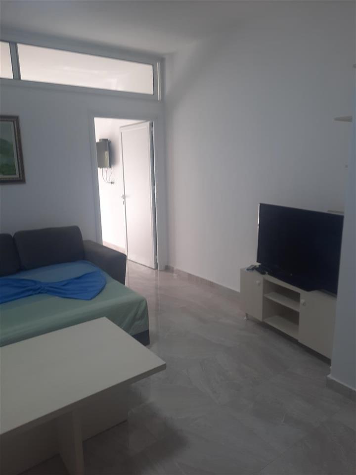 Shtepi me qera orikum 150 mije