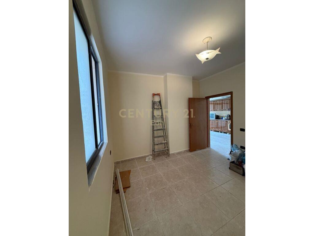 APARTAMENT 2+1 PER SHITJE PRANE PELIKANIT, PLAZH, DURRES!