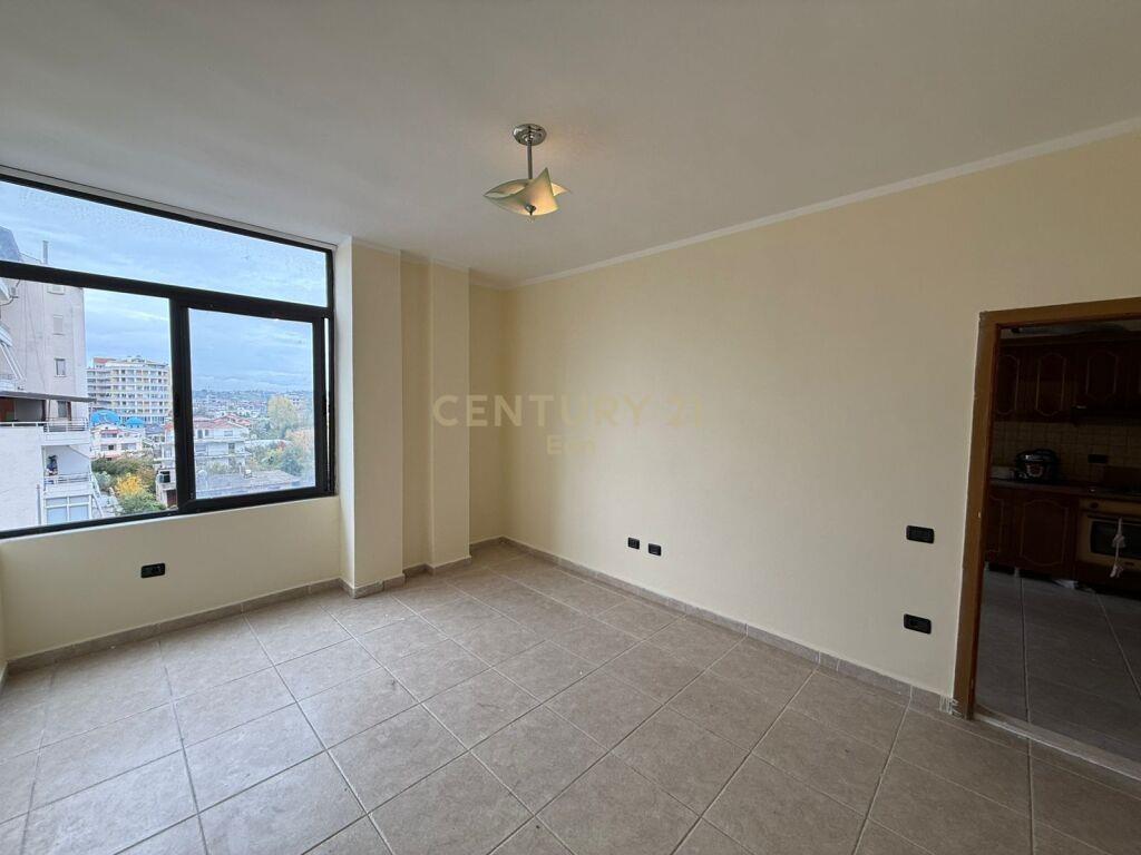 APARTAMENT 2+1 PER SHITJE PRANE PELIKANIT, PLAZH, DURRES!
