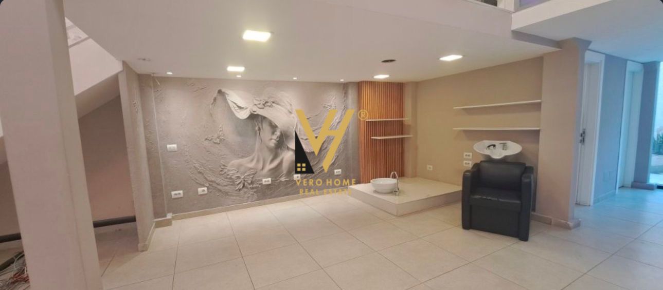 104 M2 ME QERA TE RRUGA E KOSOVAREVE 1.000 EURO