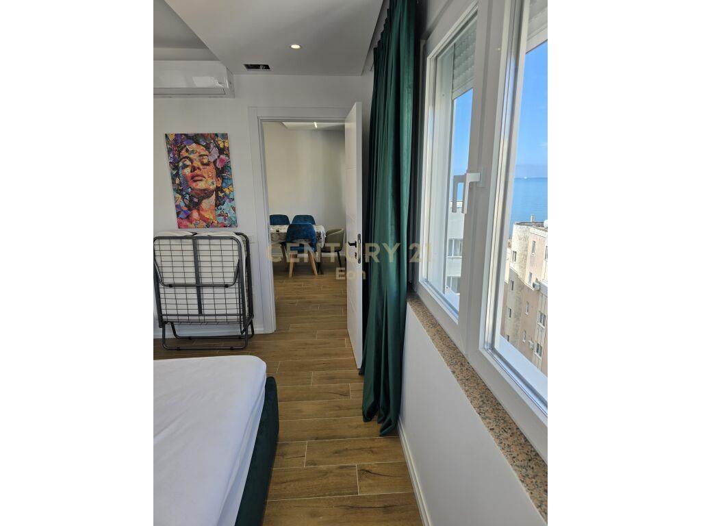 Apartament 1+1 me Pamje Deti në Shkëmbi i Kavajës!